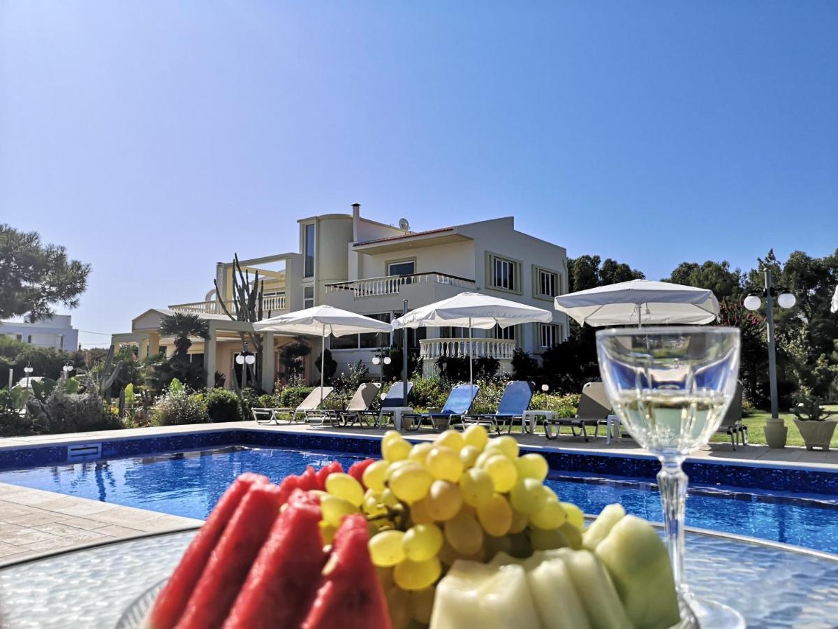Louis Luxury Villa By Living In Blue Koszkinú Kültér fotó