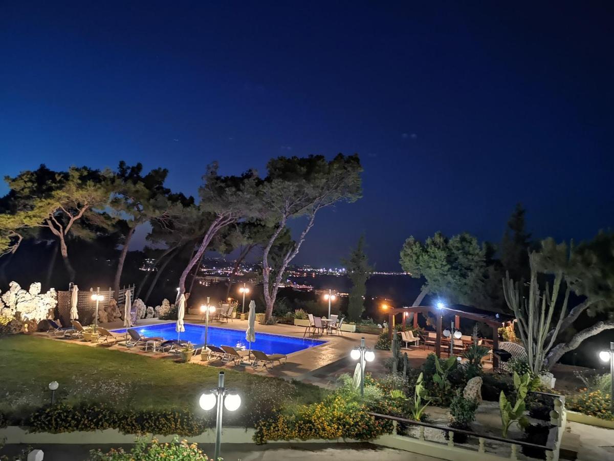 Louis Luxury Villa By Living In Blue Koszkinú Kültér fotó